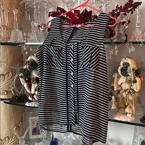 Xhilaration White and Blue Buttoned Sleeveless Tank Top